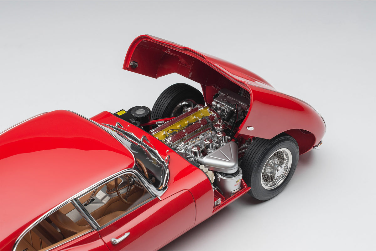 Jaguar E-type Coupé (1961) - Série 1 - Échelle 1/8