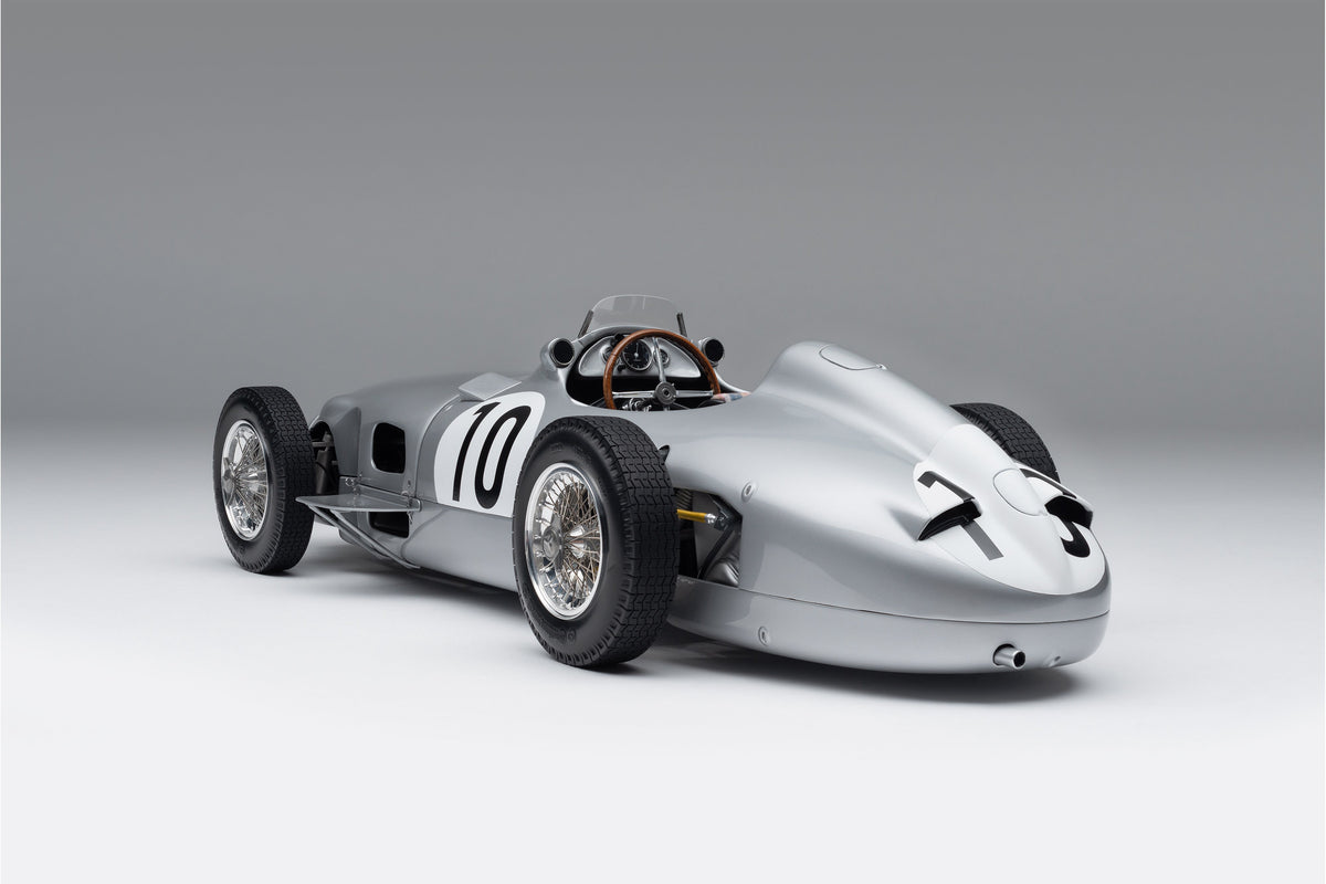 Mercedes-Benz W196 Monoposto - 1955 British GP - #10 Juan Manuel Fangio