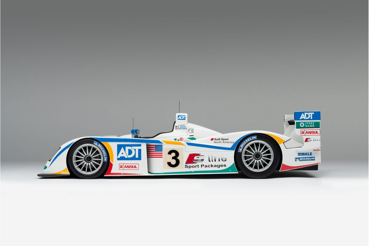 Audi R8 - 2005 Le Mans Winner - 1:8 scale