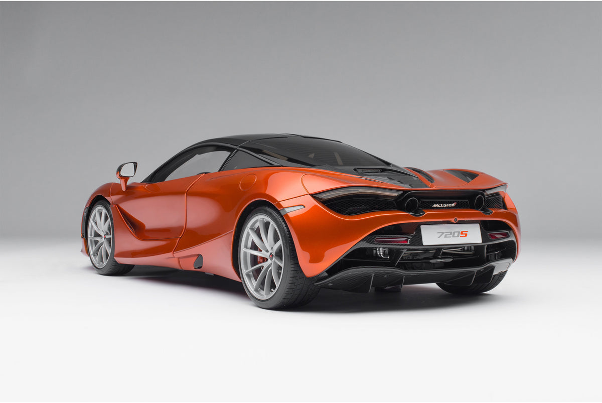 McLaren 720S (2017) - Azores Orange - 1:8 scale