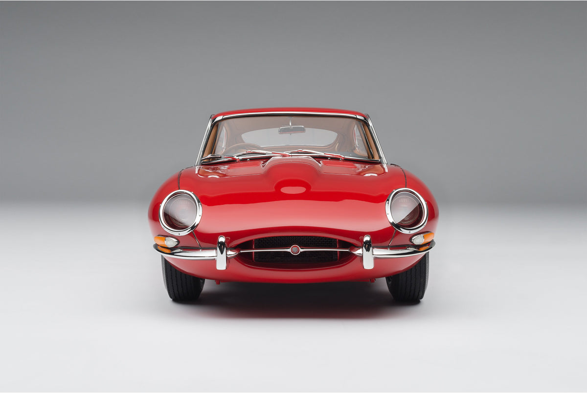 Jaguar E-type Coupé (1961) - Série 1 - Échelle 1/8