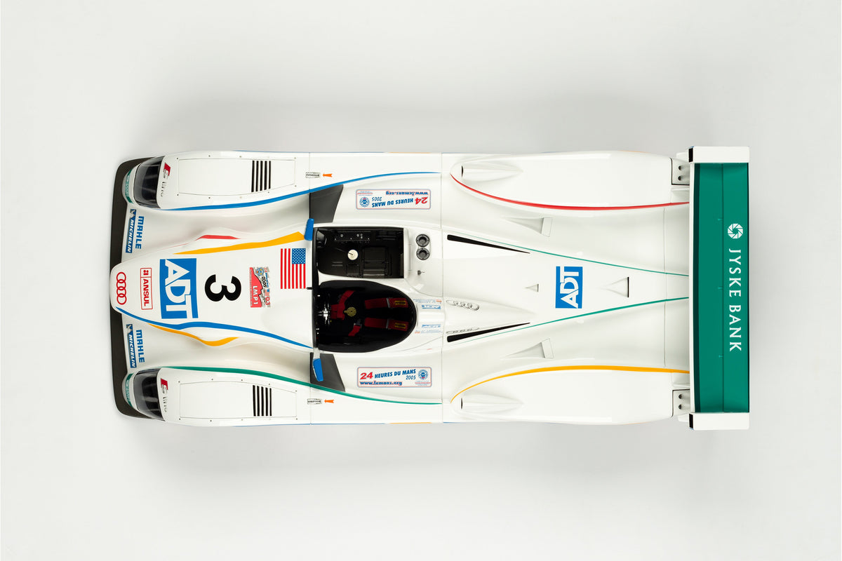 Audi R8 - 2005 Le Mans Winner - 1:8 scale