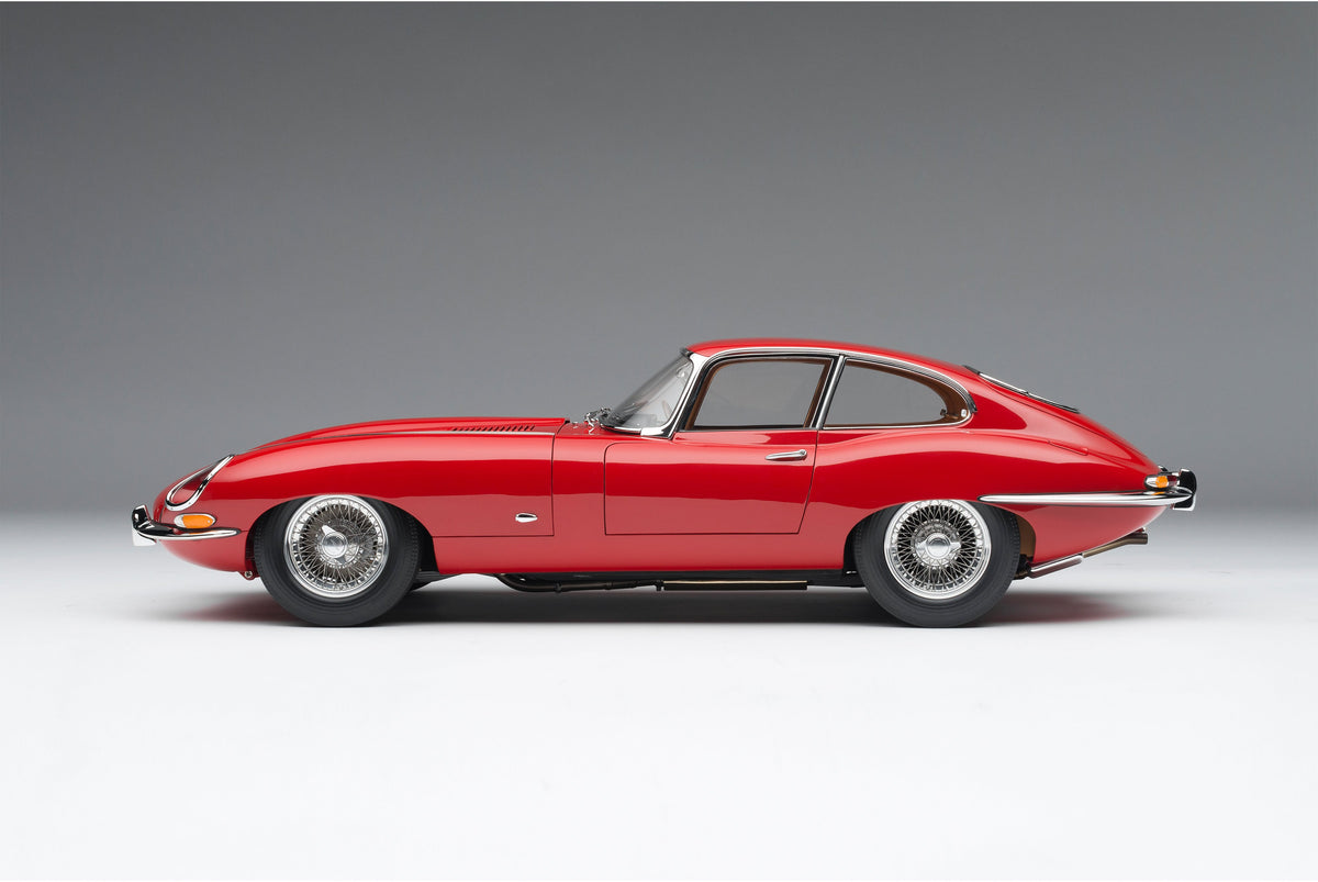 Jaguar E-type Coupé (1961) - Série 1 - Échelle 1/8