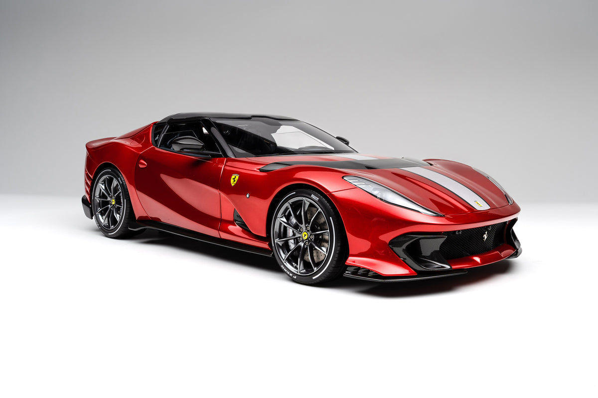 Ferrari 812 Competizione A (2021) - 1:8 scale