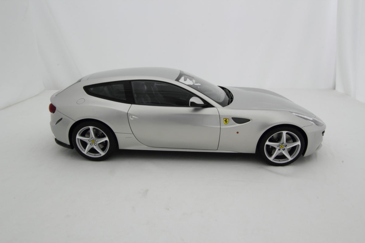 Ferrari FF (2011)