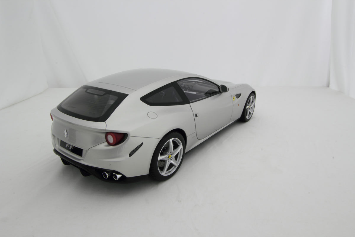Ferrari FF (2011)