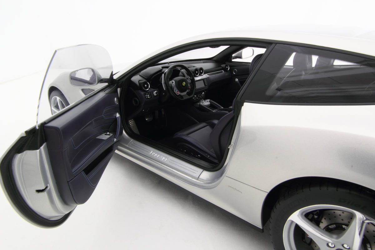 Ferrari FF (2011)