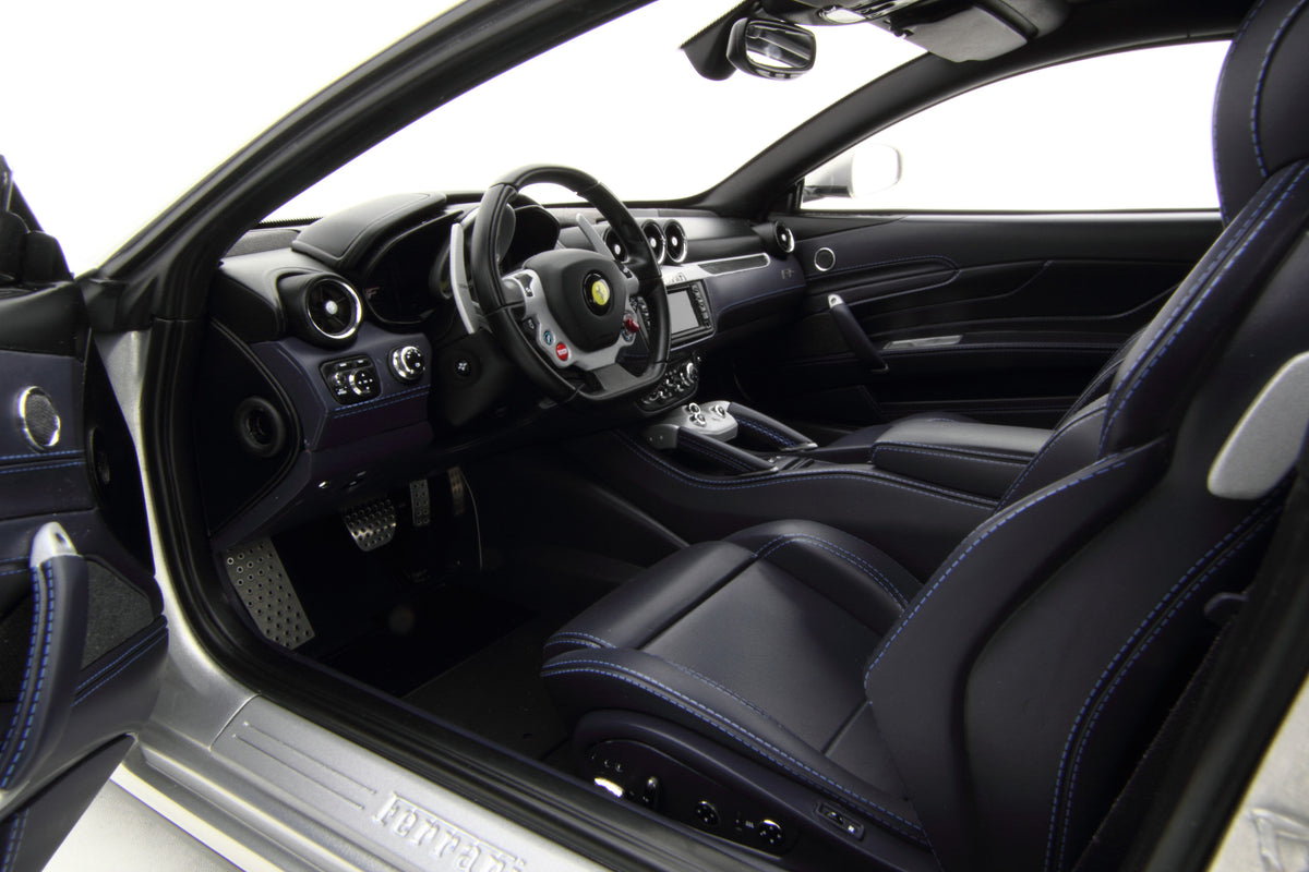 Ferrari FF (2011)