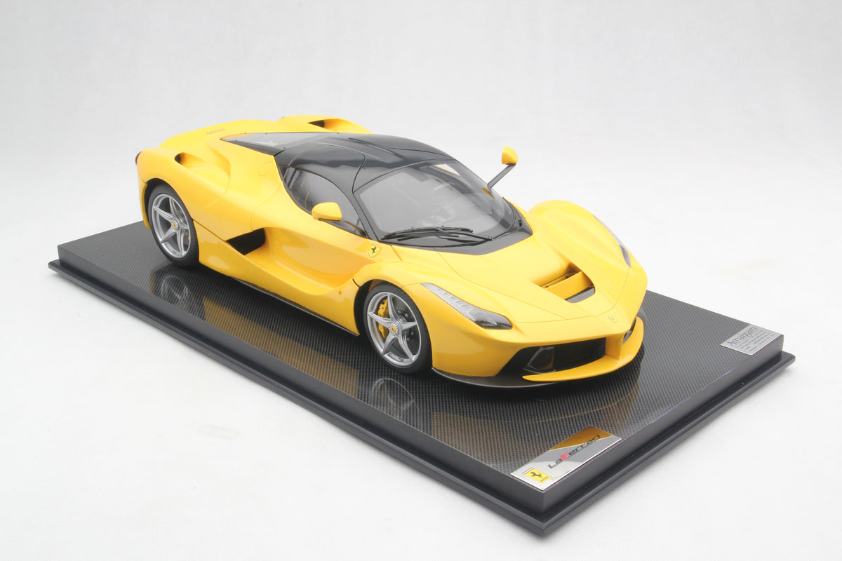 Ferrari LaFerrari (2013) - Jaune - Échelle 1:8