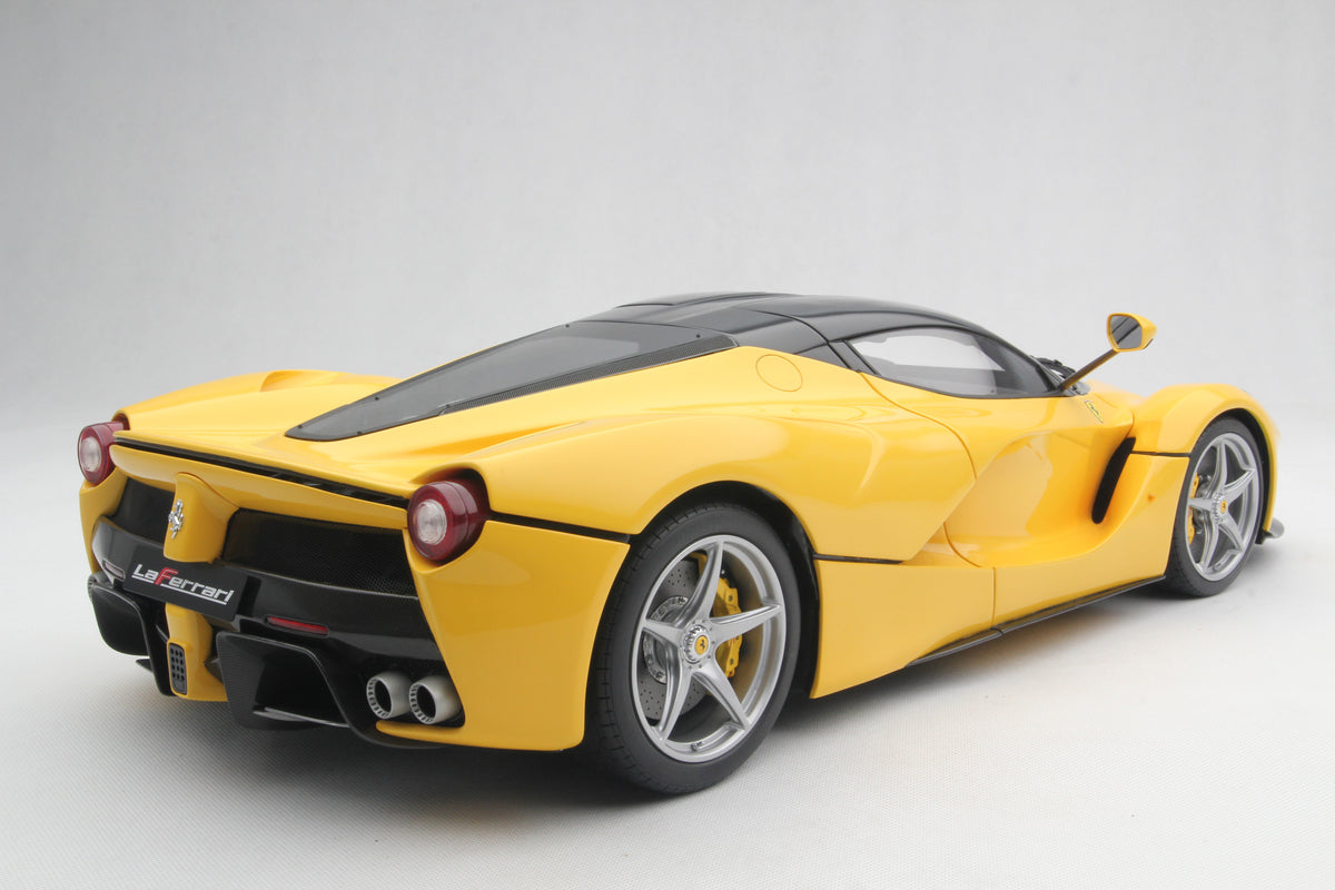 Ferrari LaFerrari (2013) - Jaune - Échelle 1:8