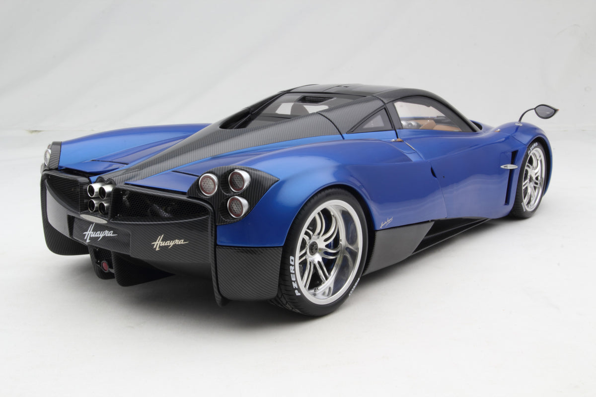 Pagani Huayra (2011) - Blue