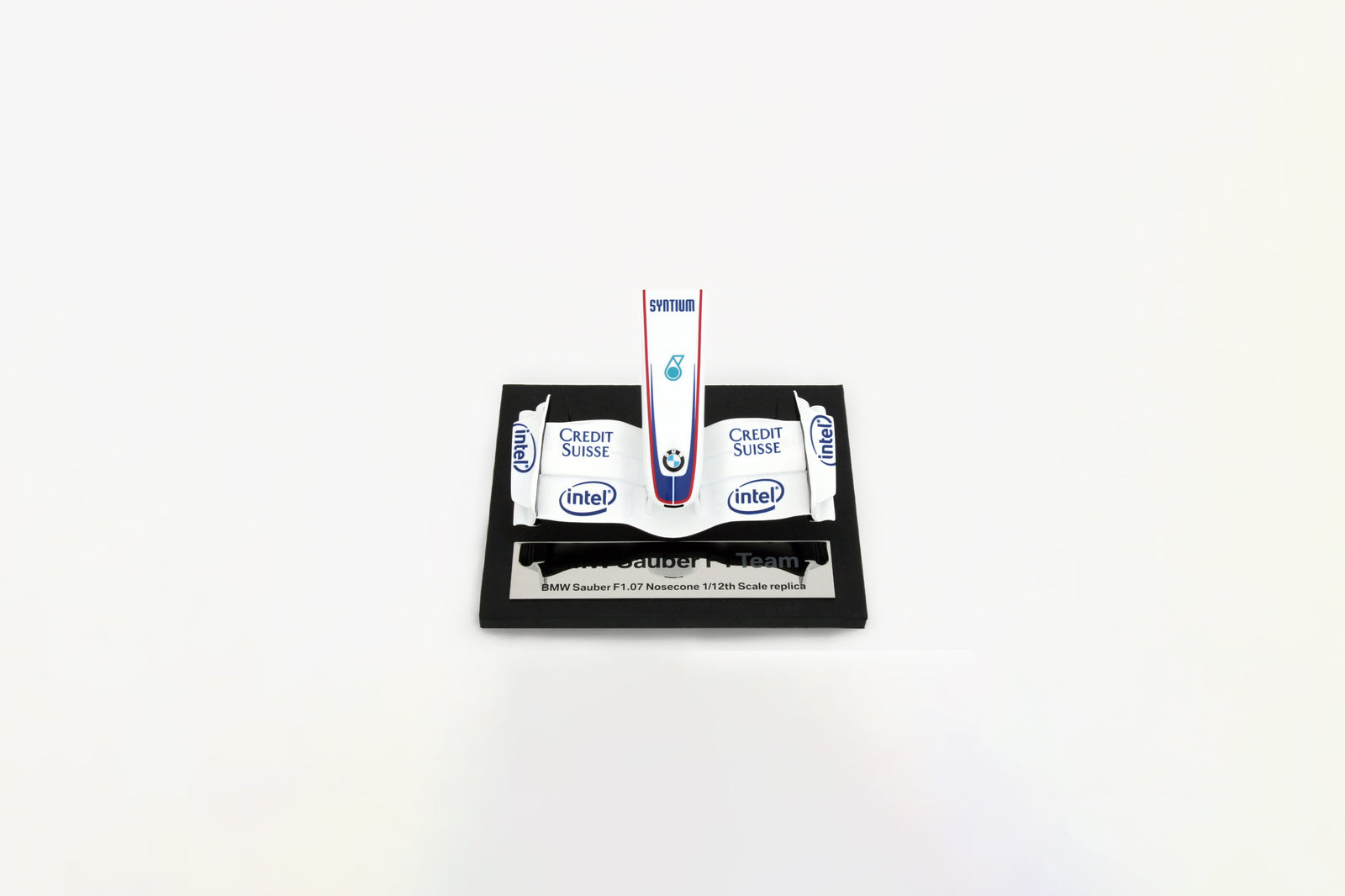 Volant BMW Sauber F1 2007 – Amalgam 1/4 – Réplique Collection – Neuf