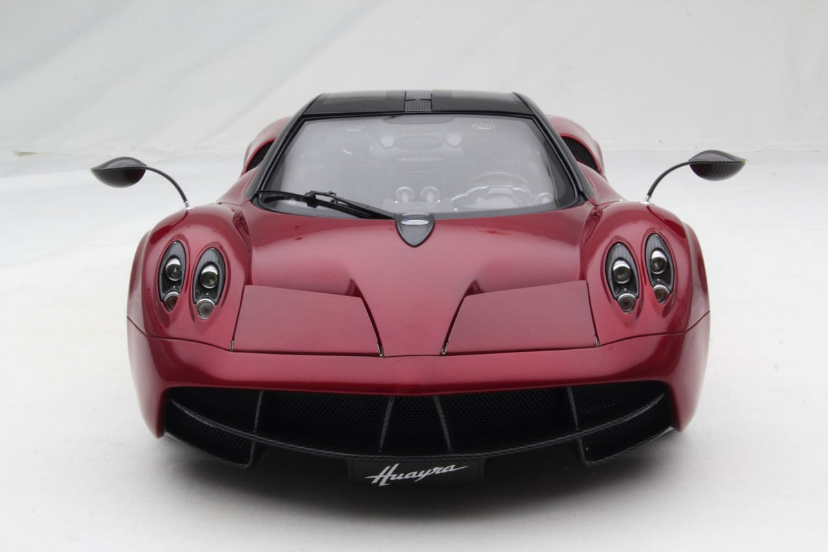 Pagani Huayra (2011) - Red