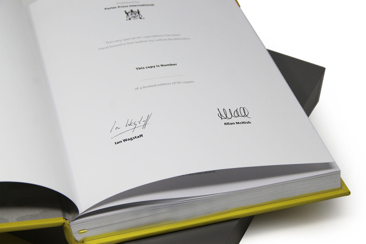 Audi R8 - The autobiography of R8-405 (Limited Edition)