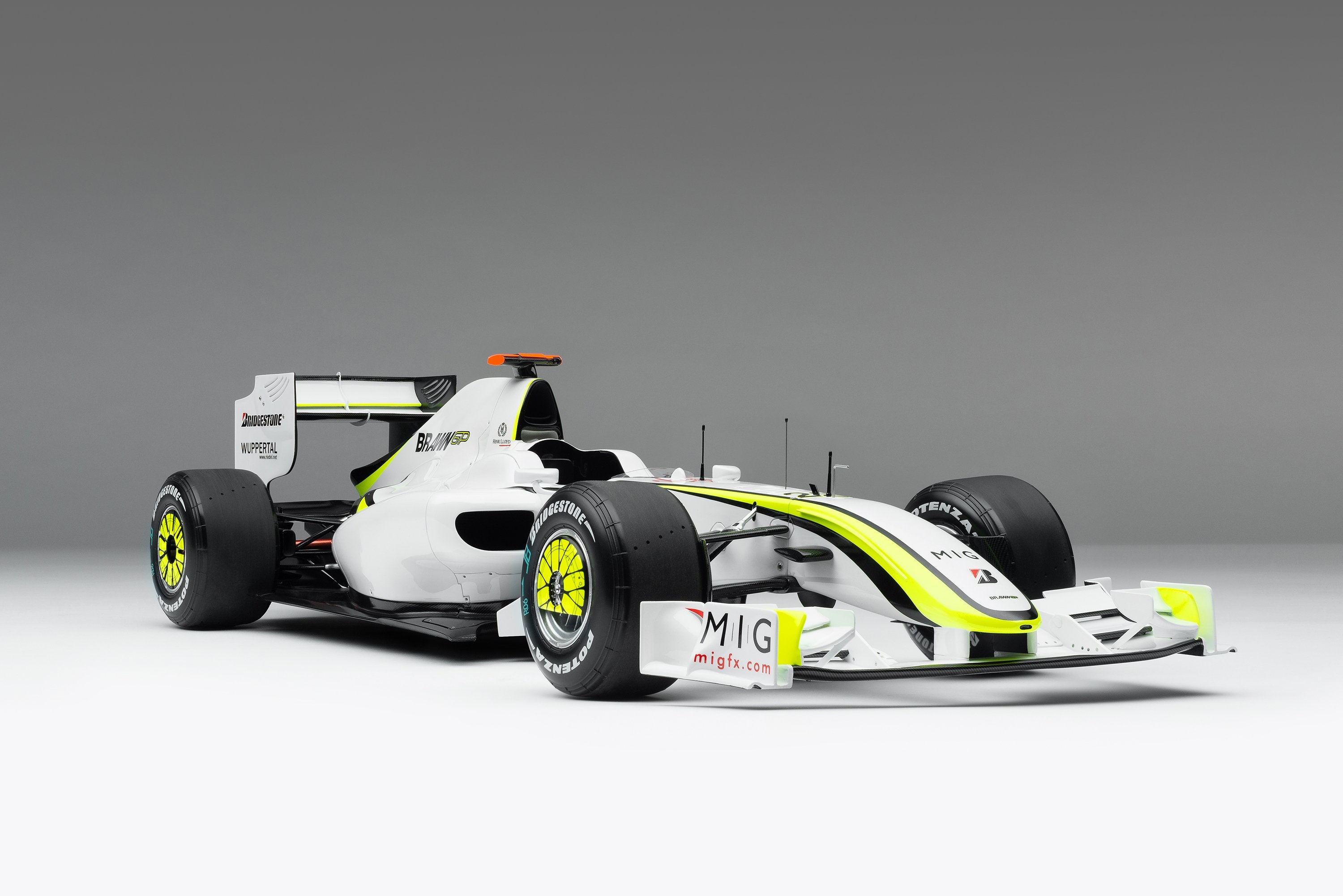 Henri Lloyd Brawn Gp Formula One Racing