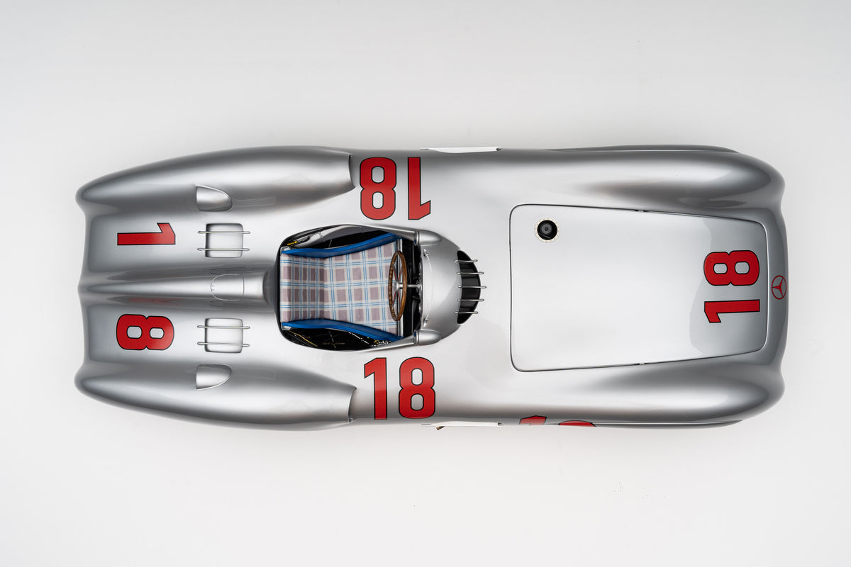 Mercedes-Benz W196 Streamliner - 1954 French Grand Prix Winner - Juan Manuel Fangio - 1:8 scale