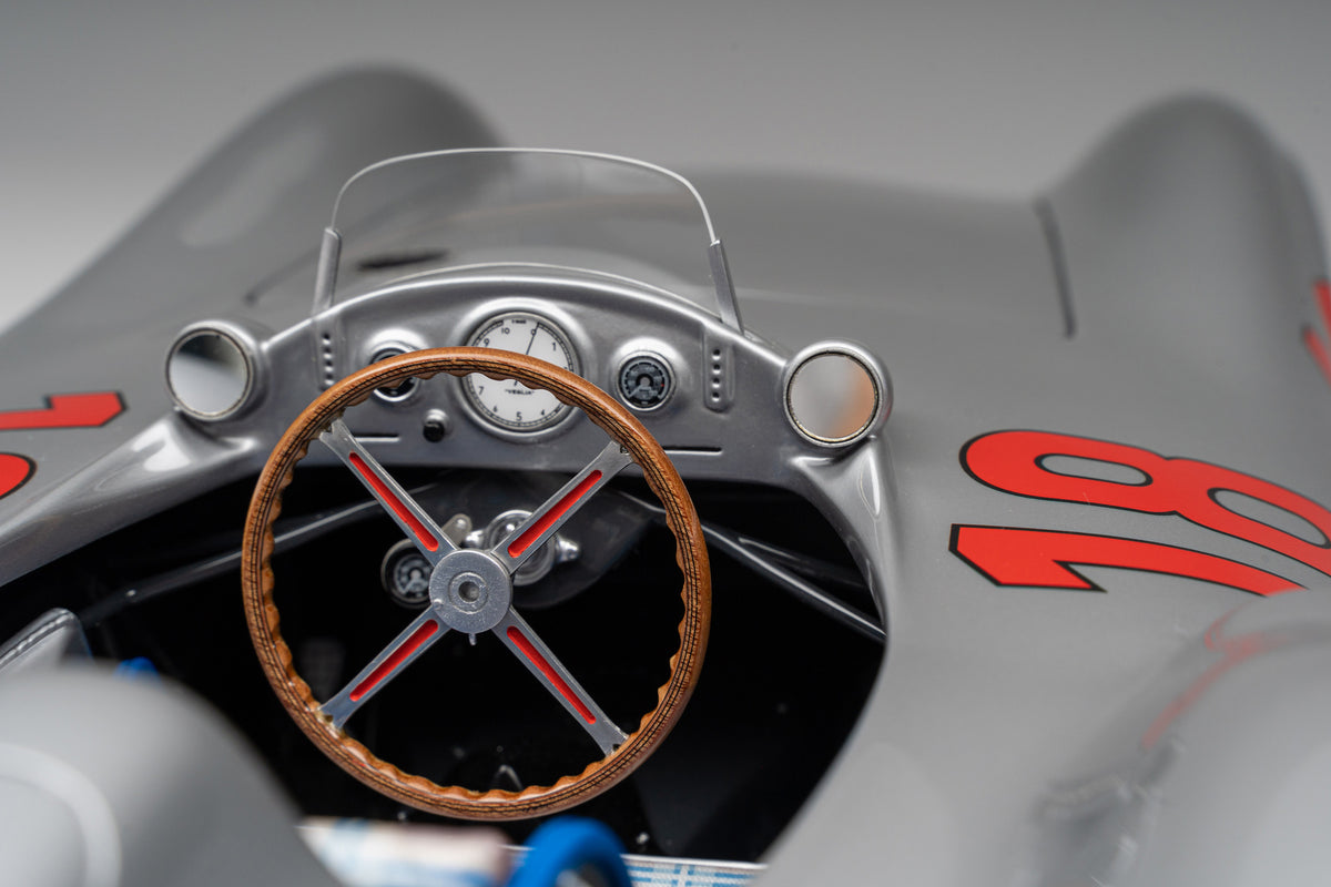 Mercedes-Benz W196 Streamliner - 1954 French Grand Prix Winner - Juan Manuel Fangio - 1:8 scale