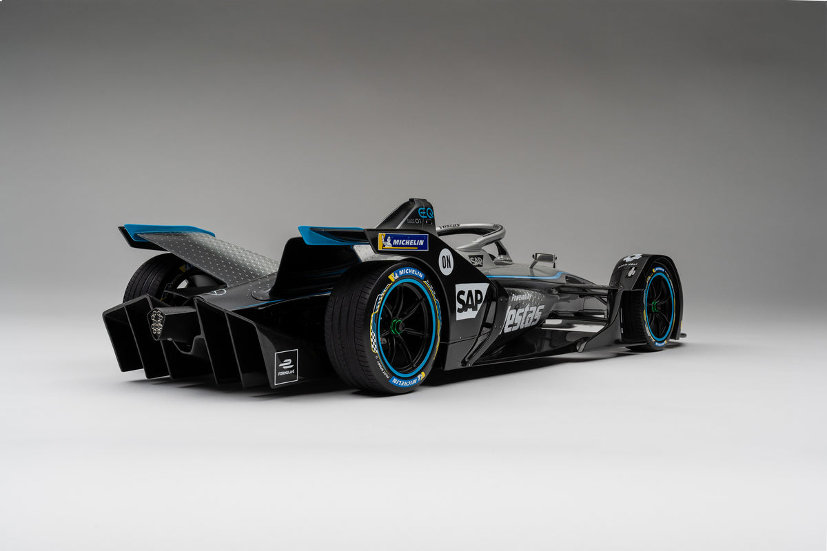 Mercedes-Benz EQ Silver Arrow 01 (2019) - Gen2 Season 6 - Stoffel Vandoorne - 1:8 scale
