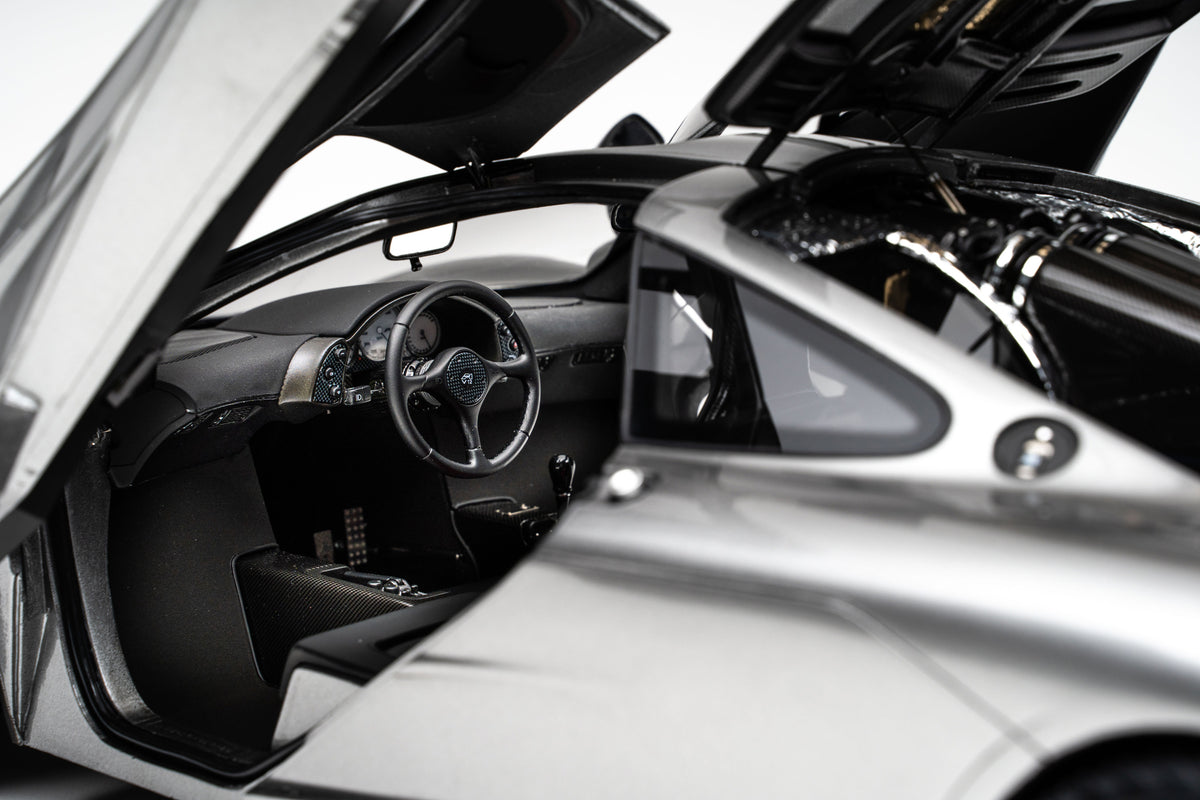 McLaren F1 - Limited Edition in Silver