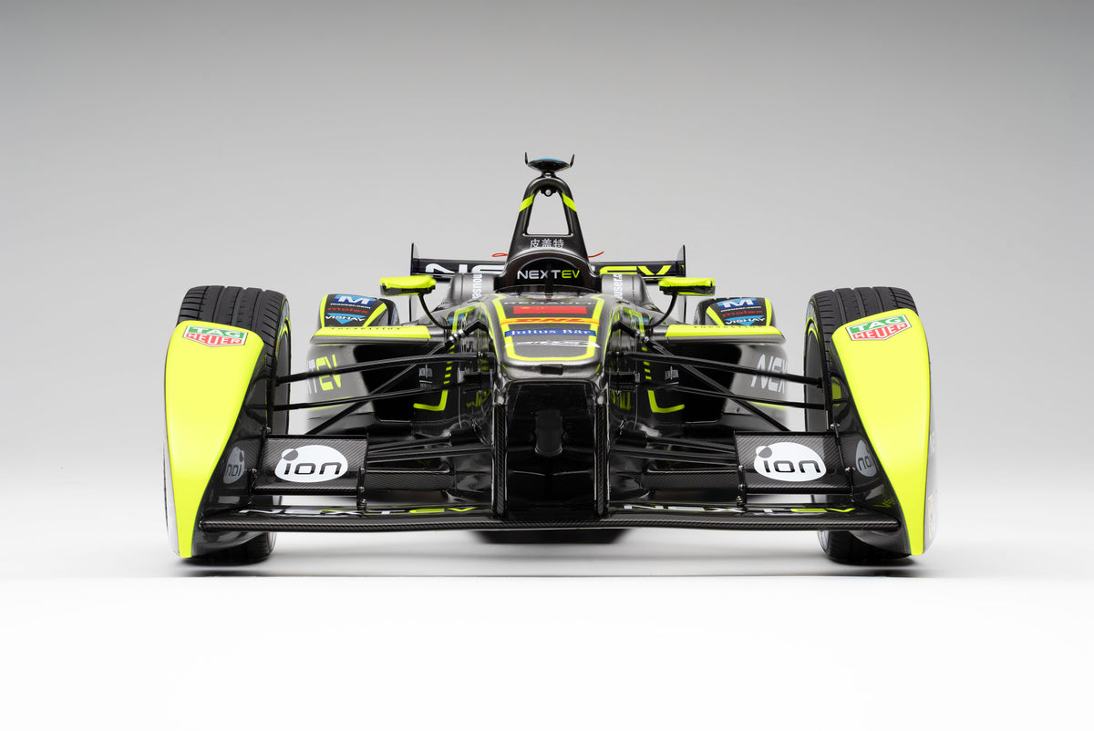 Spark-Renault SRT_01E aux couleurs de NEXTEV TCR - ePrix de Londres 2015, course 2 - Piquet Jr.