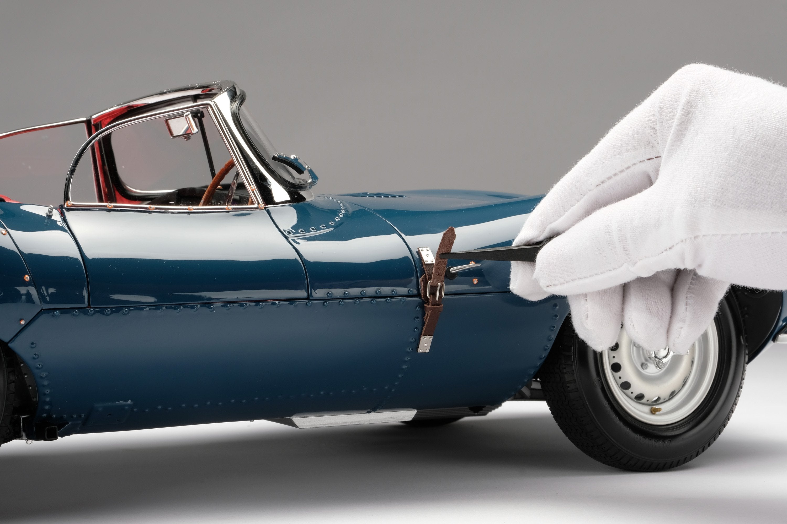 ジャガー XKSS – Amalgam Collection