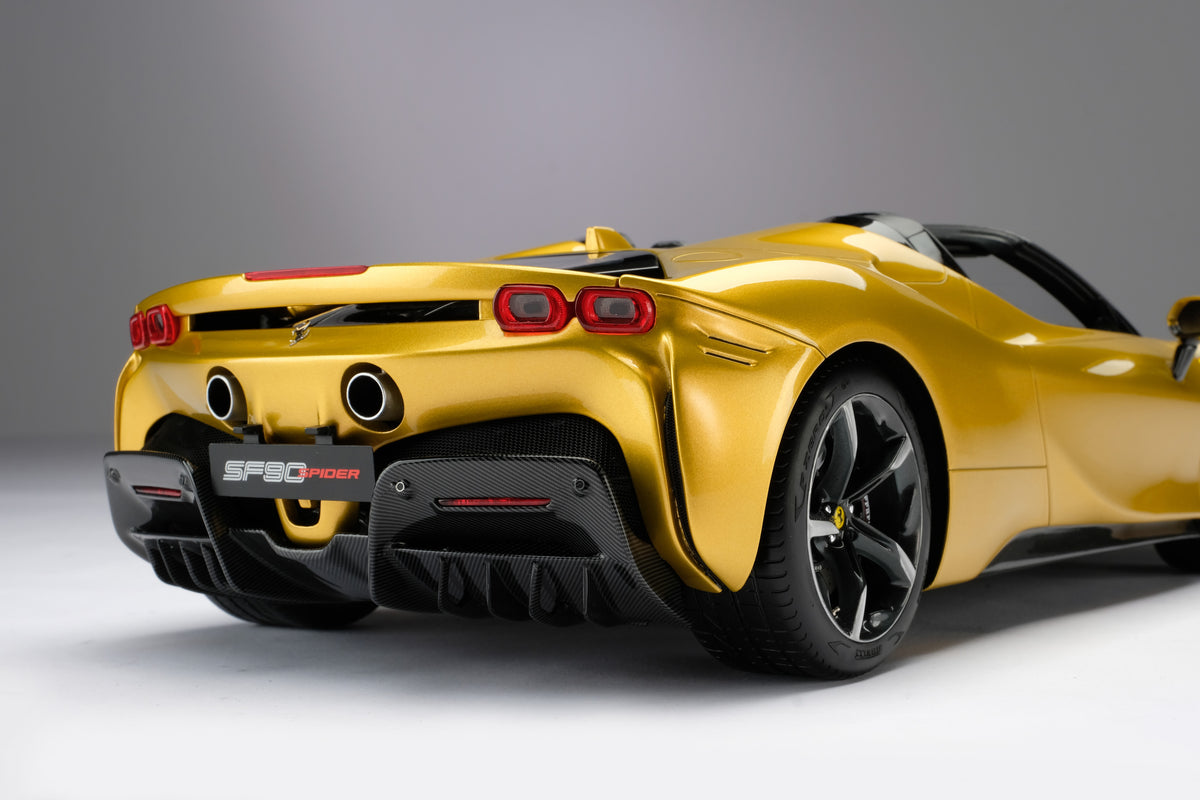 Ferrari SF90 Spider - Échelle 1:12