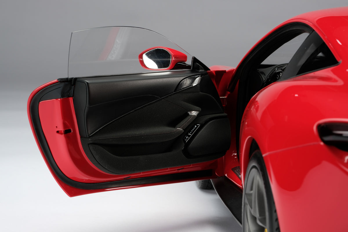 Ferrari Roma - Limited Edition in Rosso Corsa