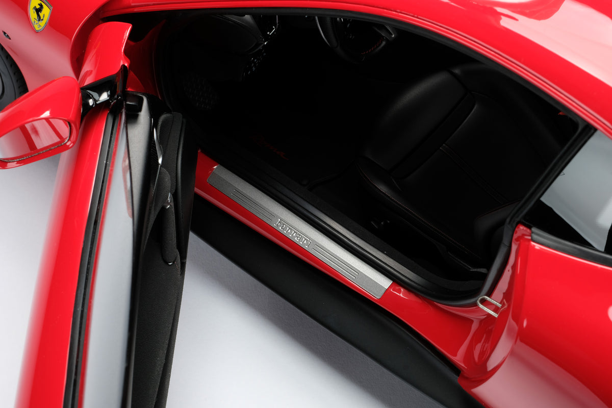 Ferrari Roma - Limited Edition in Rosso Corsa