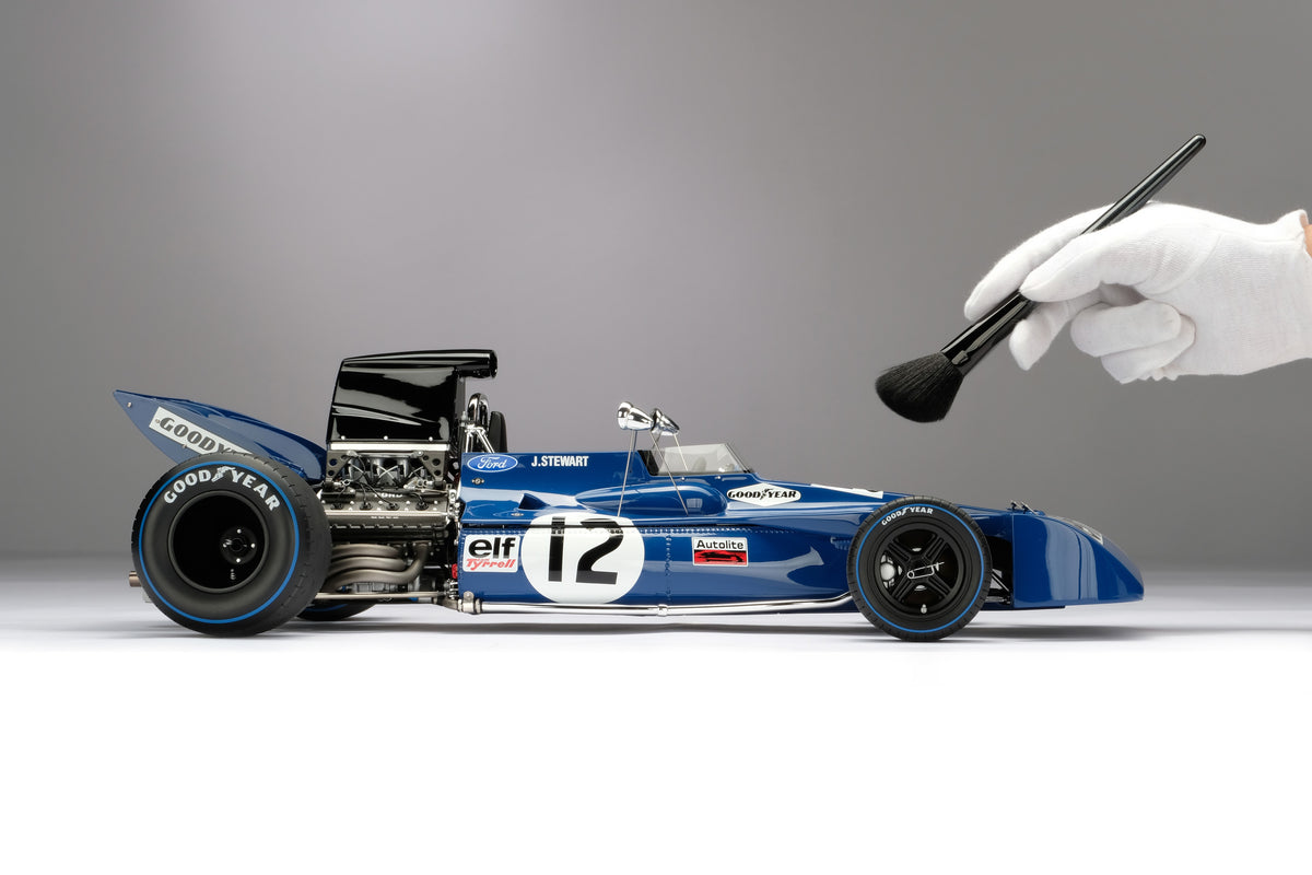 Tyrrell 003 - Sir Jackie Stewart at 1:8 scale by Amalgam Collection