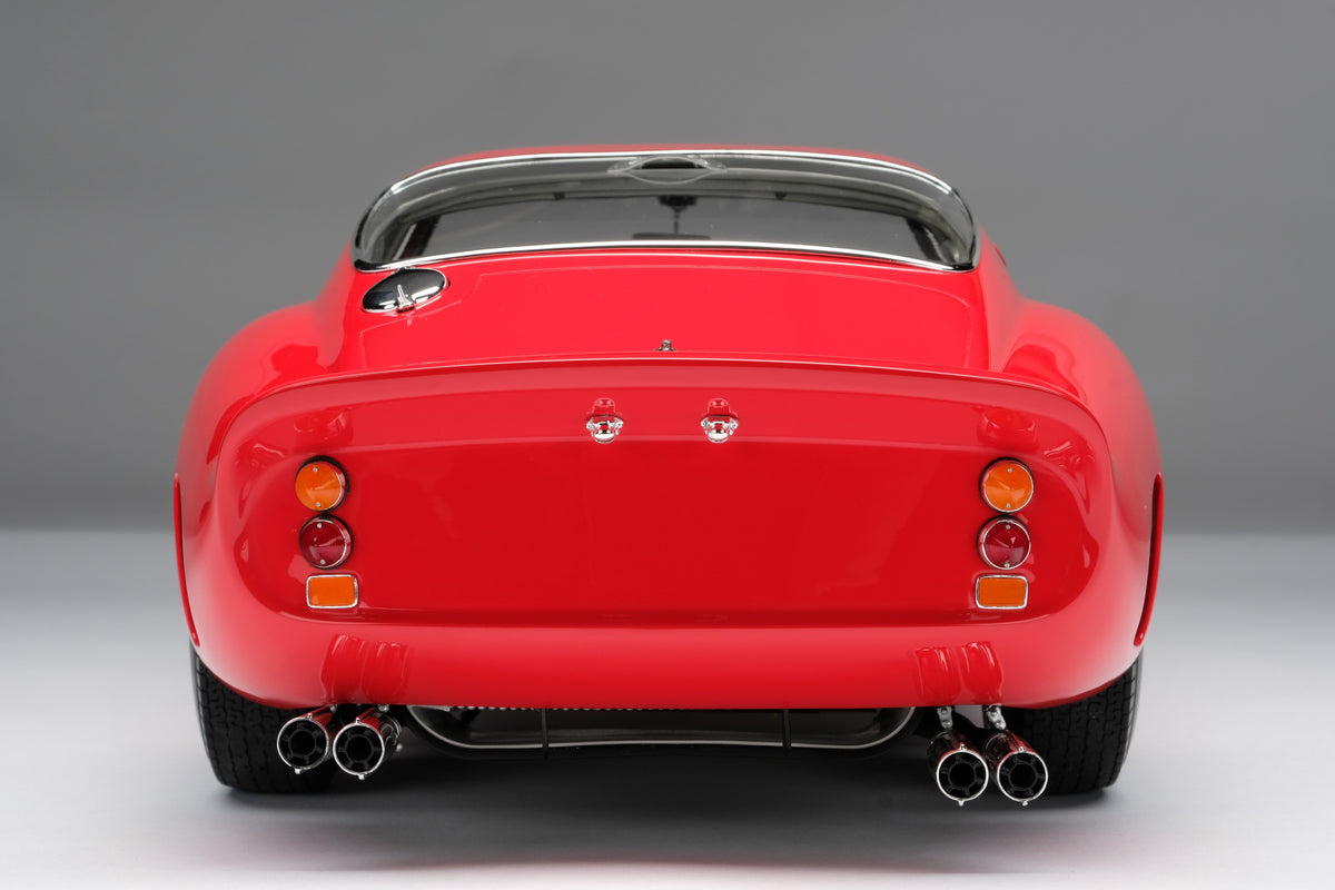 Ferrari 250 GTO - Road Specification (1962) - 1:8 scale