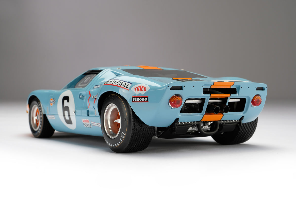 Ford GT40 at 1:18 scale