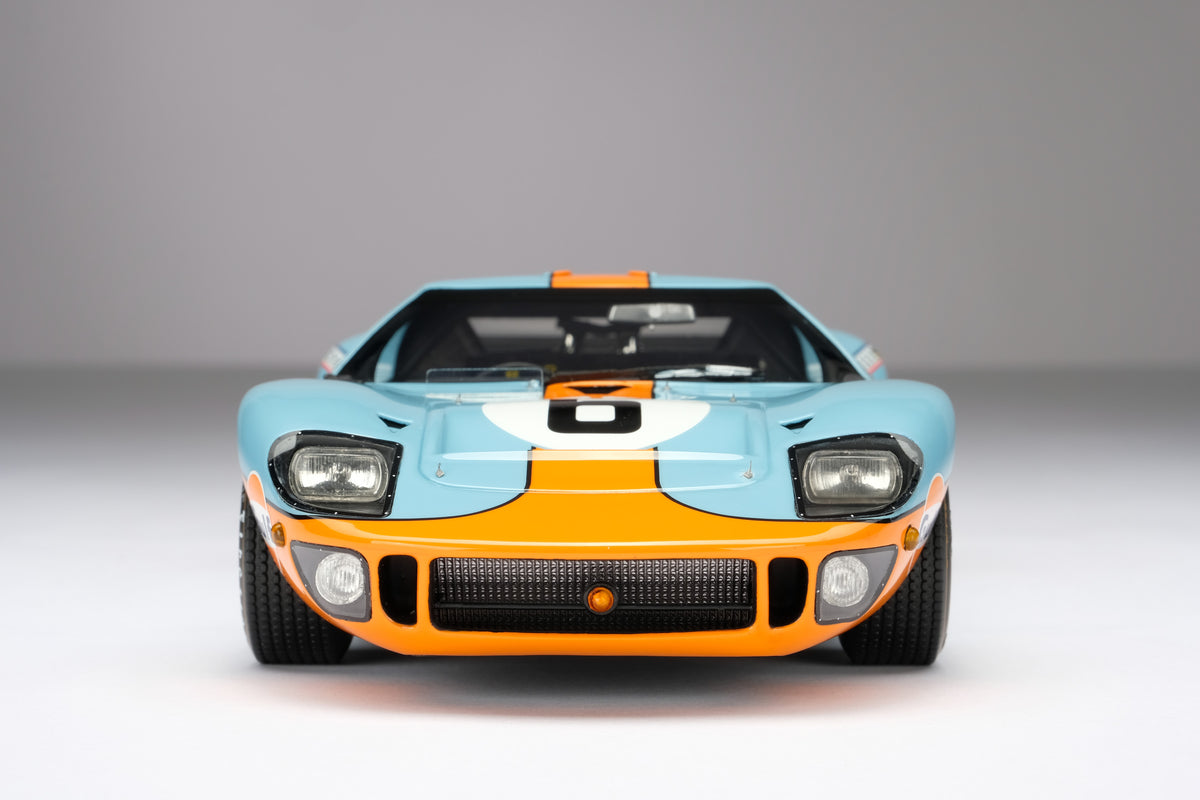 Ford GT40 at 1:18 scale