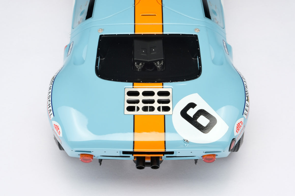 Ford GT40 at 1:18 scale
