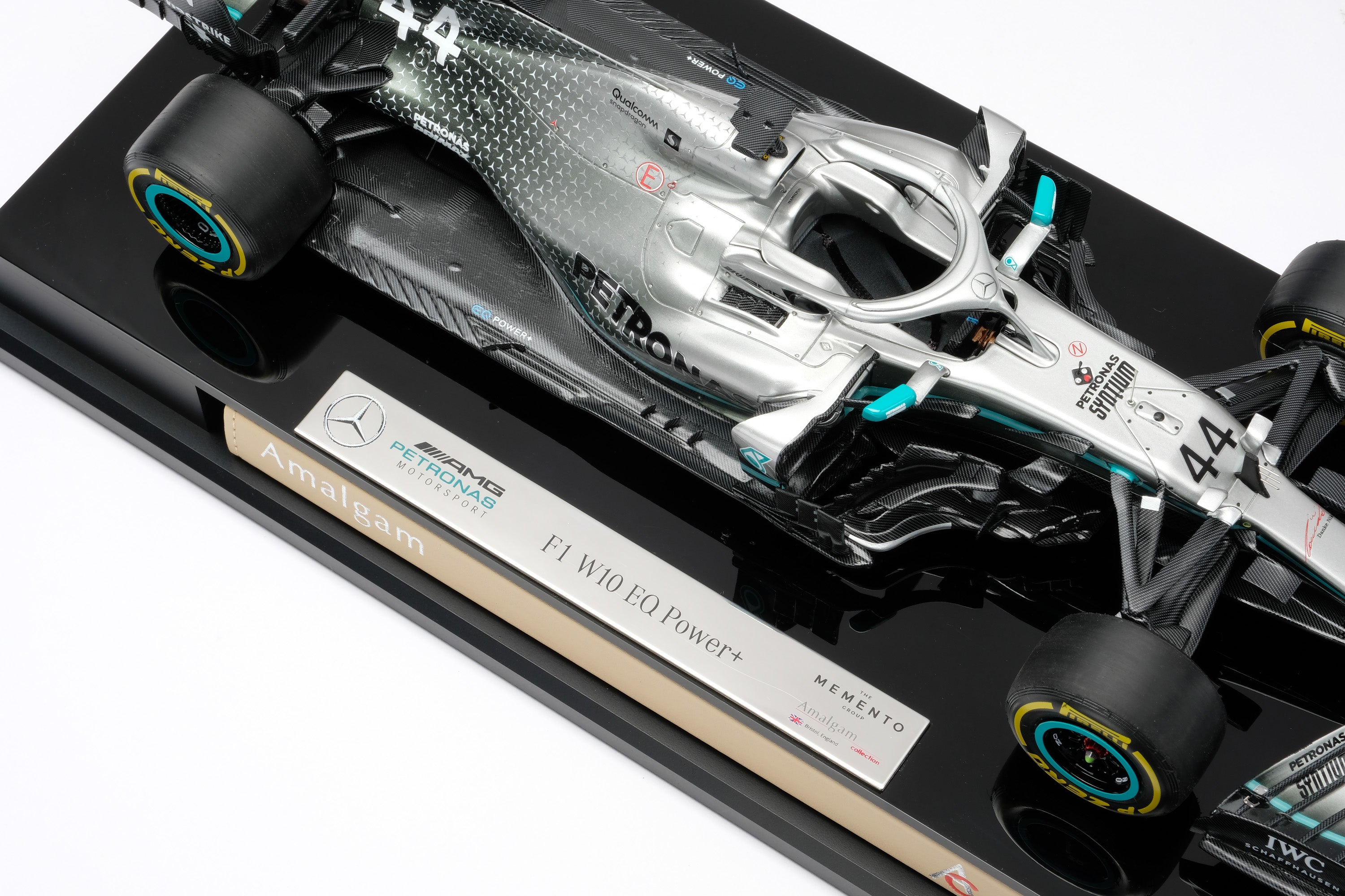 メルセデスAMG F1 W10 EQ Power+ – Amalgam Collection