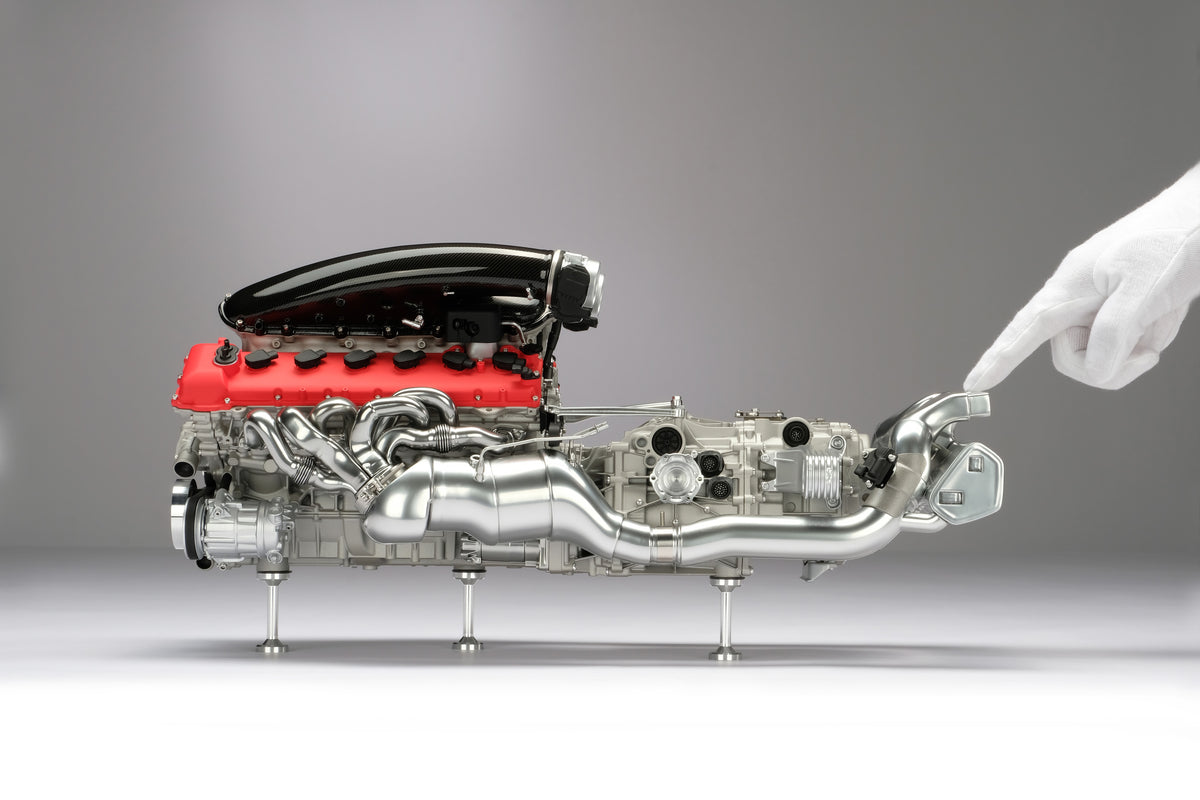 Ferrari Daytona SP3 Engine and Gearbox replica model at 1:4 scale by Amalgam Collection