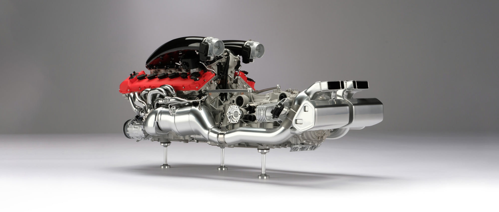 Ferrari Daytona SP3 Motor y caja de cambios