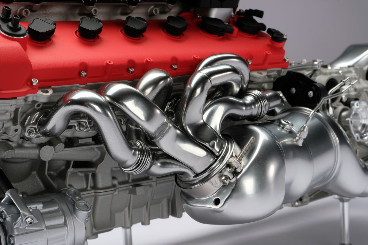 Ferrari Daytona SP3 Engine and Gearbox replica model at 1:4 scale by Amalgam Collection