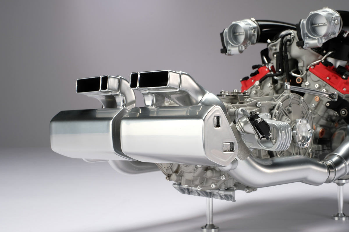Ferrari Daytona SP3 Engine and Gearbox replica model at 1:4 scale by Amalgam Collection