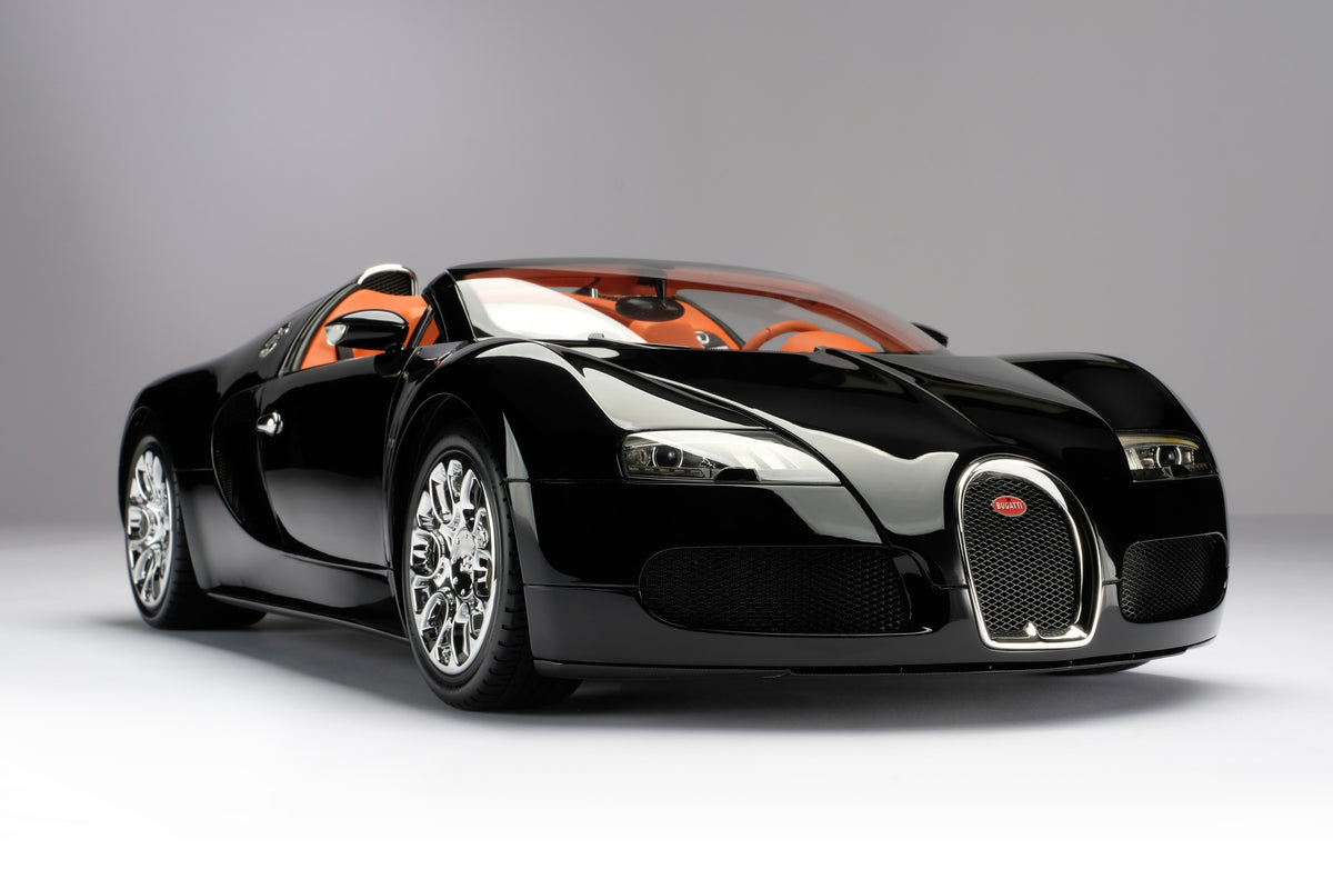 BUGATTI Veyron Grand Sport (2009) - Black - 1:8 scale