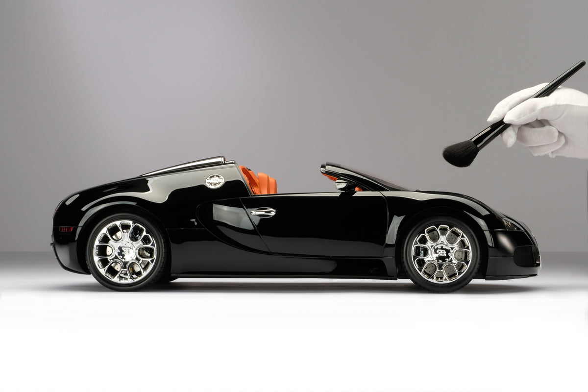Bugatti Veyron Grand Sport (2009) - Limited Edition in Black