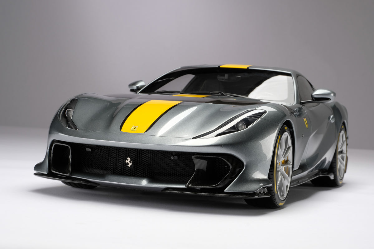 Ferrari 812 Competizione - Limited Edition model at 1:8 scale