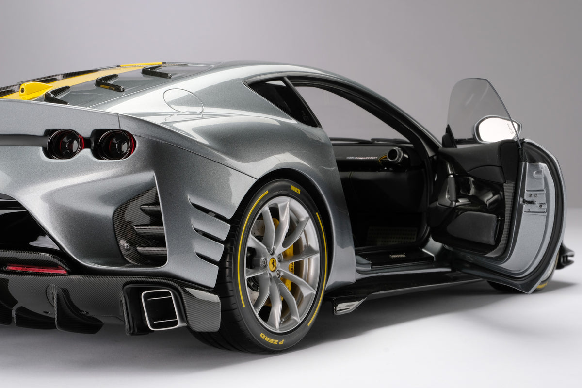 Ferrari 812 Competizione - Limited Edition model at 1:8 scale