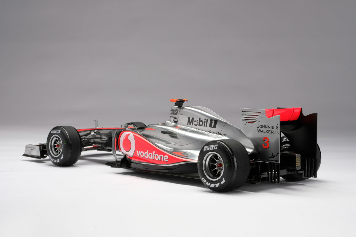 McLaren MP4-26 - Sieger des Großen Preises von China 2011 - Lewis Hamilton - Maßstab 1:8