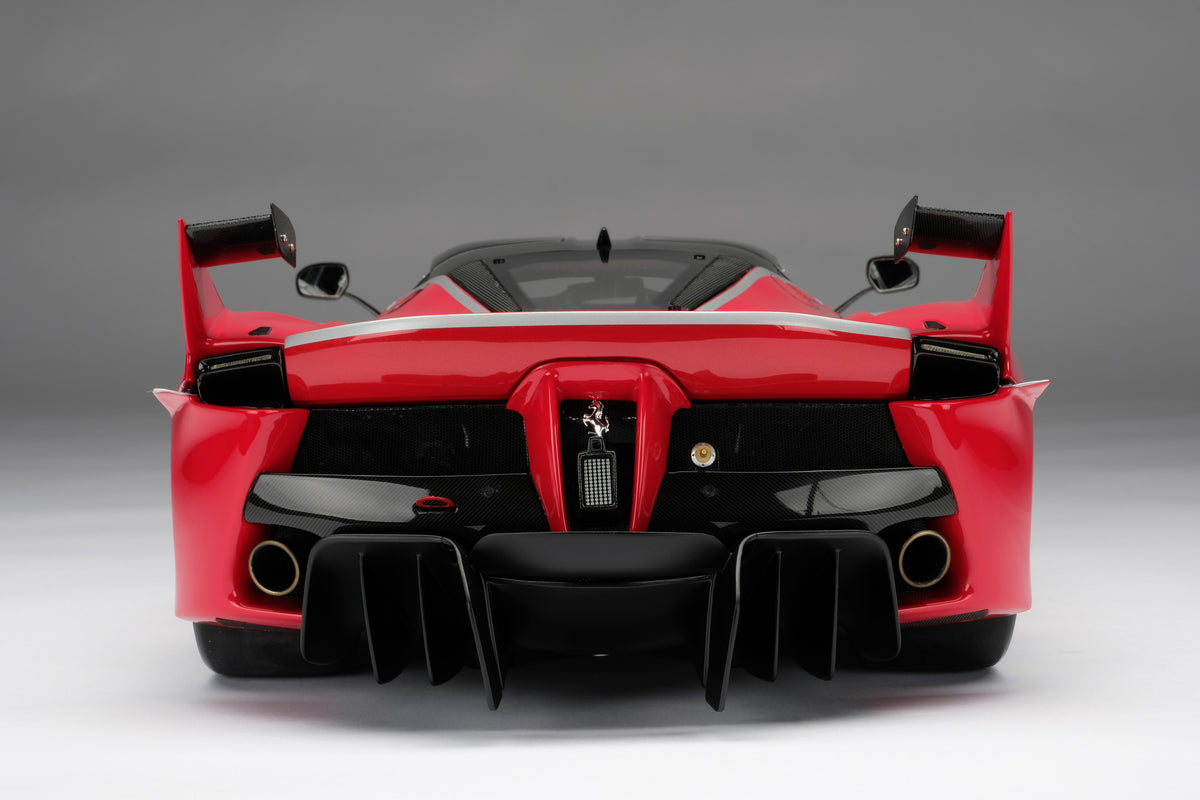 Ferrari FXX K (2014) - Escala 1:8