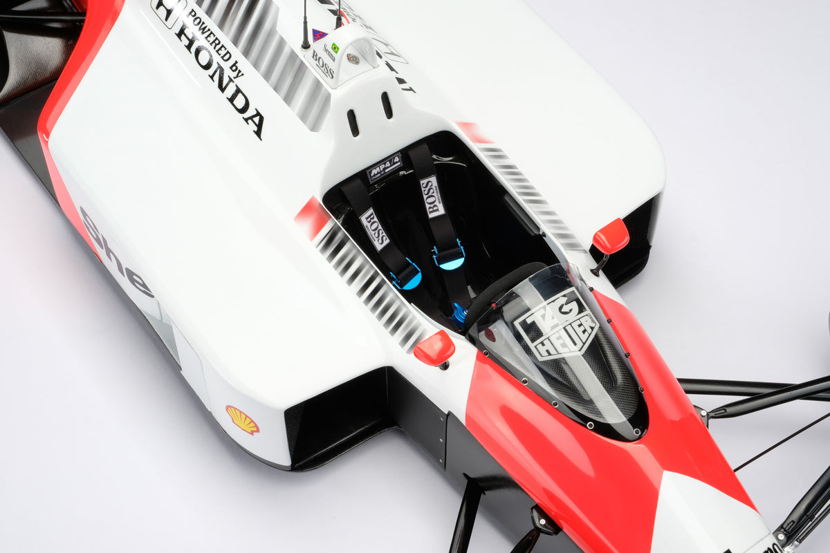McLaren MP4/4 - Vainqueur du Grand Prix du Japon 1988 - Ayrton Senna - Échelle 1:8