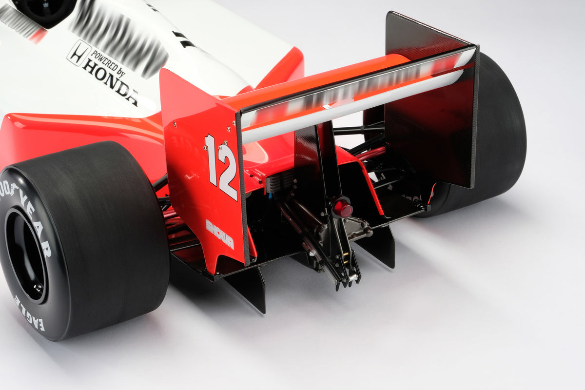 McLaren MP4/4 - Vainqueur du Grand Prix du Japon 1988 - Ayrton Senna - Échelle 1:8