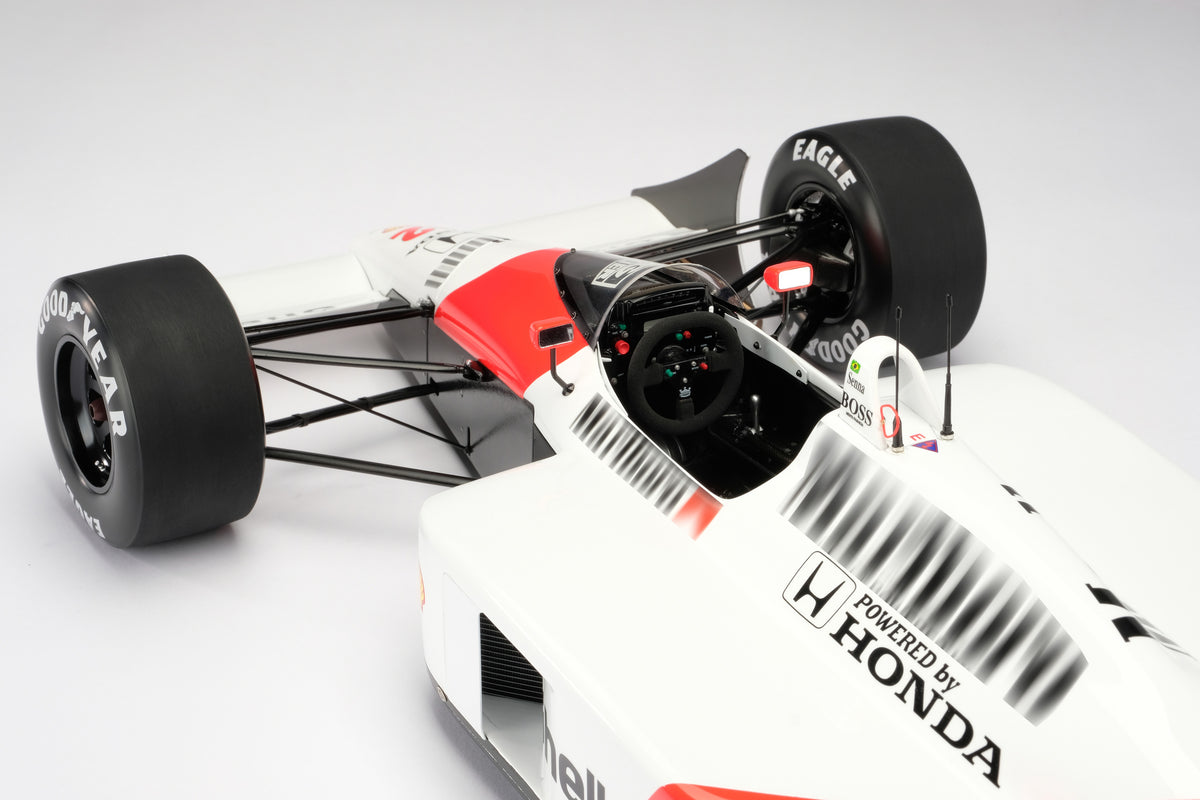 McLaren MP4/4 - Vainqueur du Grand Prix du Japon 1988 - Ayrton Senna - Échelle 1:8
