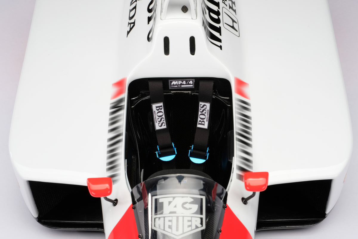 McLaren MP4/4 - Vainqueur du Grand Prix du Japon 1988 - Ayrton Senna - Échelle 1:8