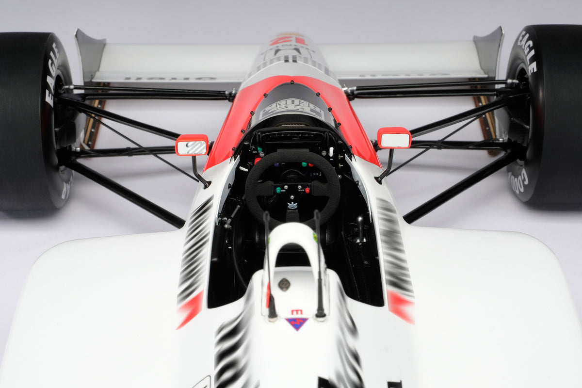 McLaren MP4/4 - Vainqueur du Grand Prix du Japon 1988 - Ayrton Senna - Échelle 1:8