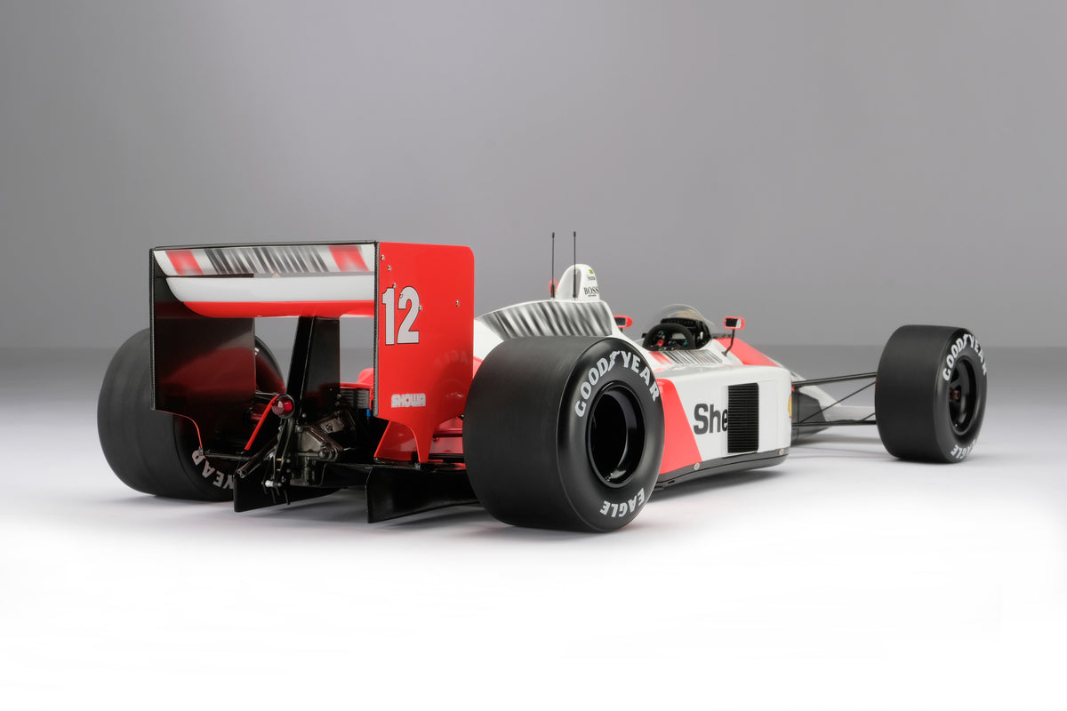 McLaren MP4/4 - Vainqueur du Grand Prix du Japon 1988 - Ayrton Senna - Échelle 1:8